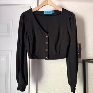 SUGAR STITCH CLOTHING black knit novelty button up cropped top